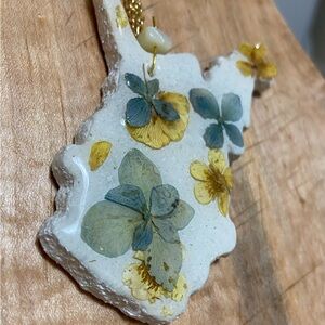 WV Wildflowers Ornament